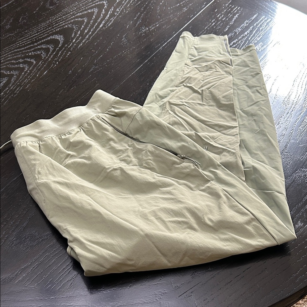 Men's Lululemon Joggers XL